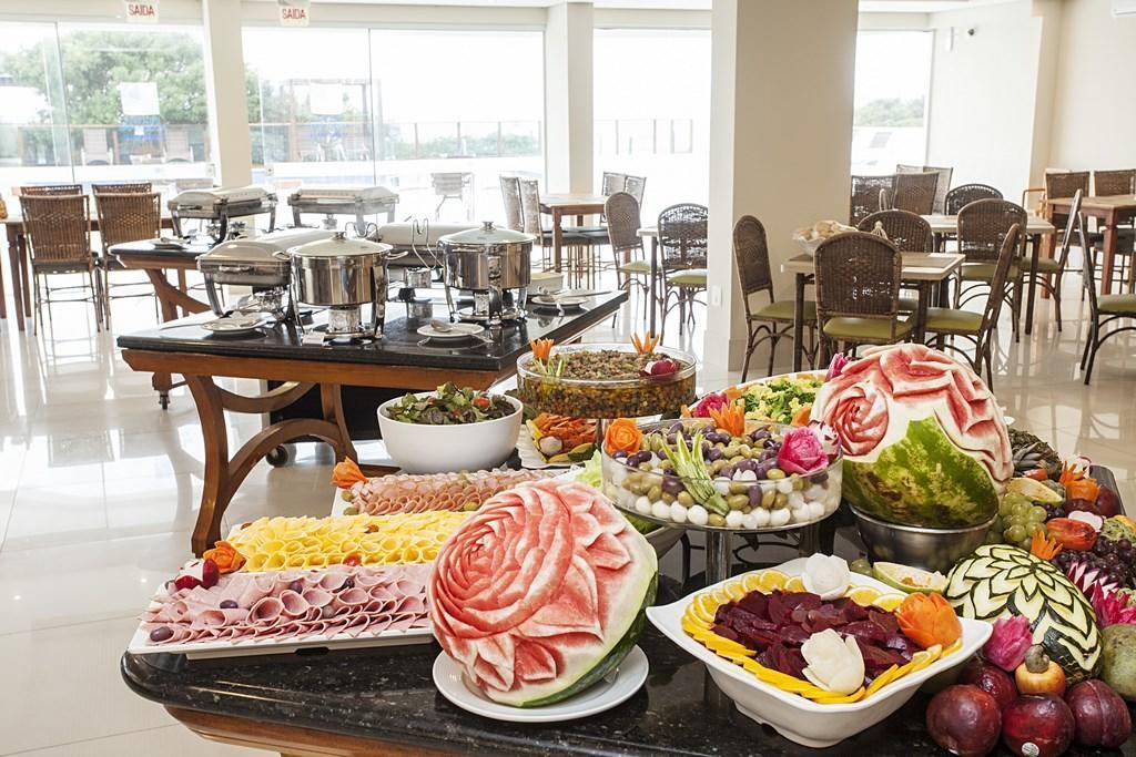 酒店 Slaviero Ingleses Convention 4*